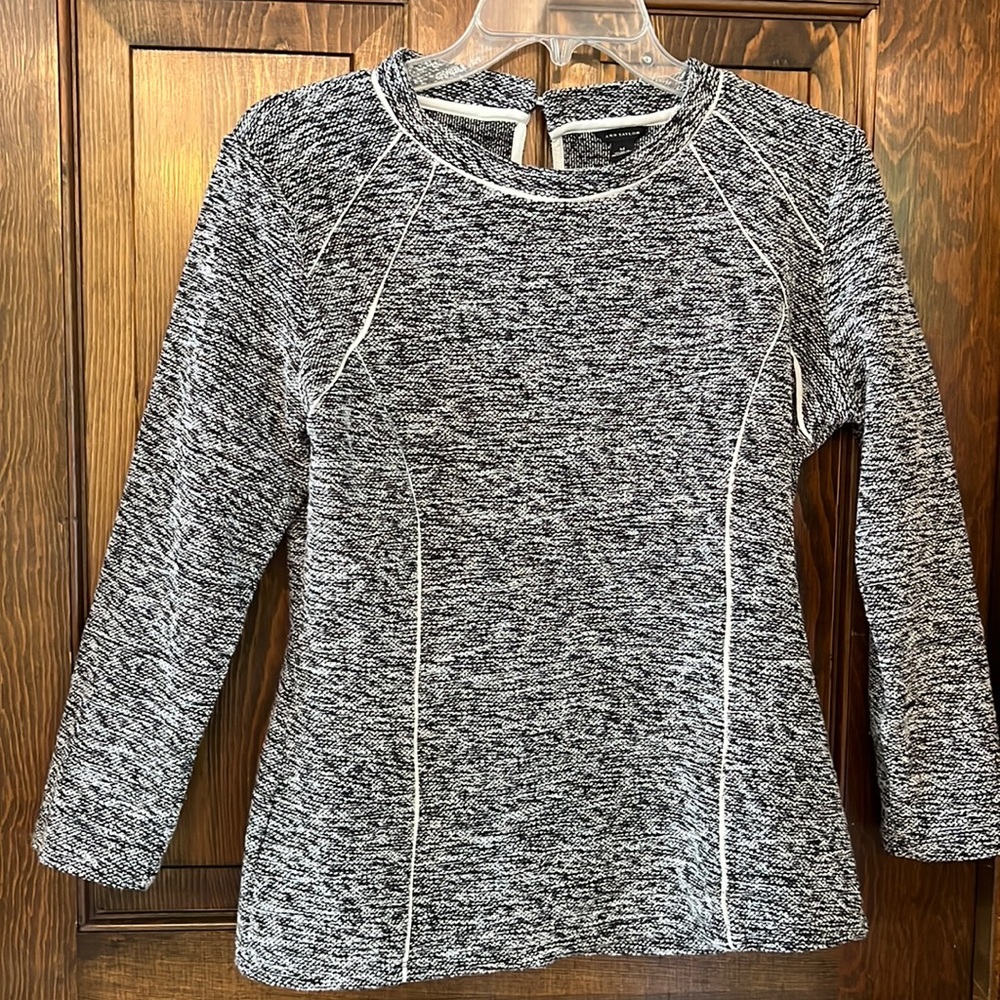 Ann Taylor Tweed Crew Neck Back Key Hole Sweater 3/4 Sleeve. Medium